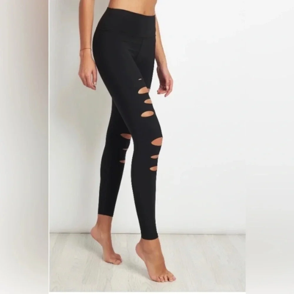 ! alo yoga leggings | 7/8 High-waisted ripped warrior - black